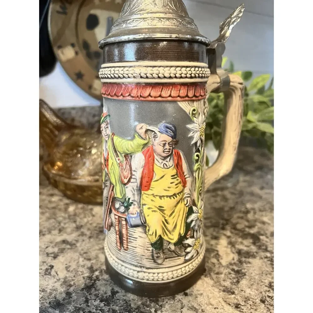 Vtg Gertz Beer Stein Pub Scene Translation “ A Full Glass, A Lot Of Fun” 9”